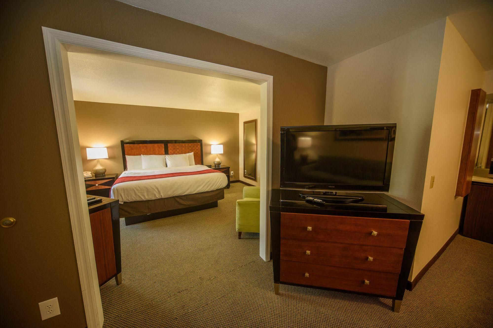Richland Inn Lawrenceburg Exterior photo